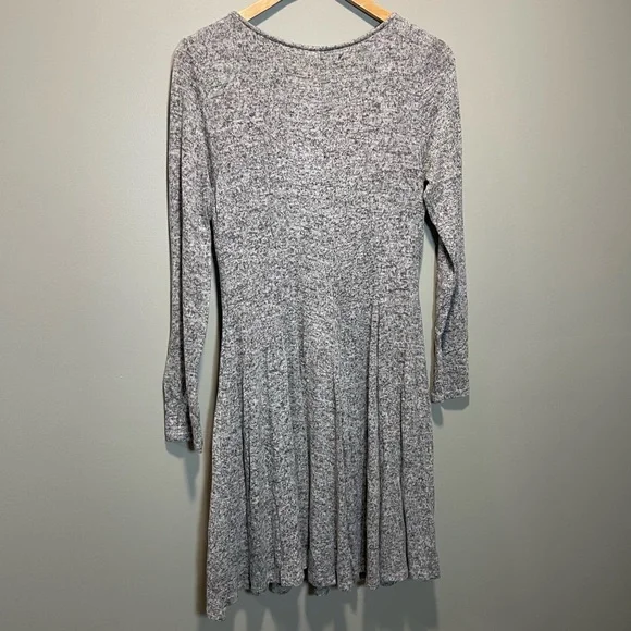 Anthropologie Gray Ruffled Tiered Long Sleeve Dress - Picture 5 of 8